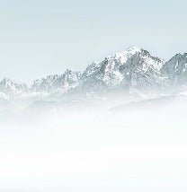 Fondo de Mont Blanc en la niebla