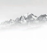 Papel pintado blanco y negro Mont Blanc en la niebla