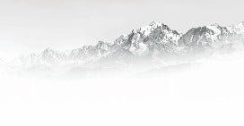 Papel pintado blanco y negro Mont Blanc en la niebla