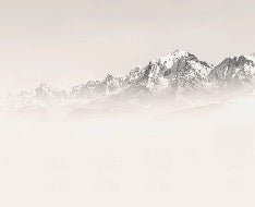 Papel pintado Mont Blanc en niebla sepia