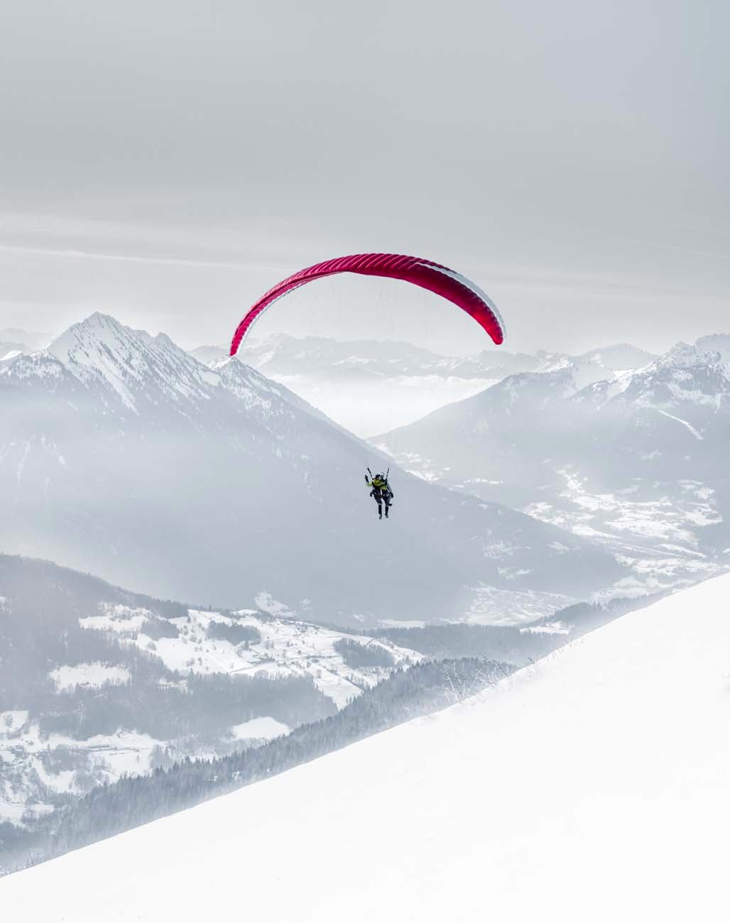 Papier peint photo montagne fly in the Alps, XXL, tendance