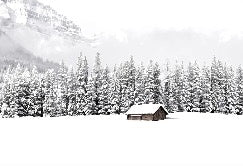 Papier peint panoramique chalet en montagne
