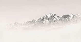 Papier peint Mont Blanc dans la brume sépia