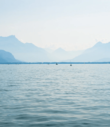 Papel pintado panorámico Lago Lemán – Montañas y lago