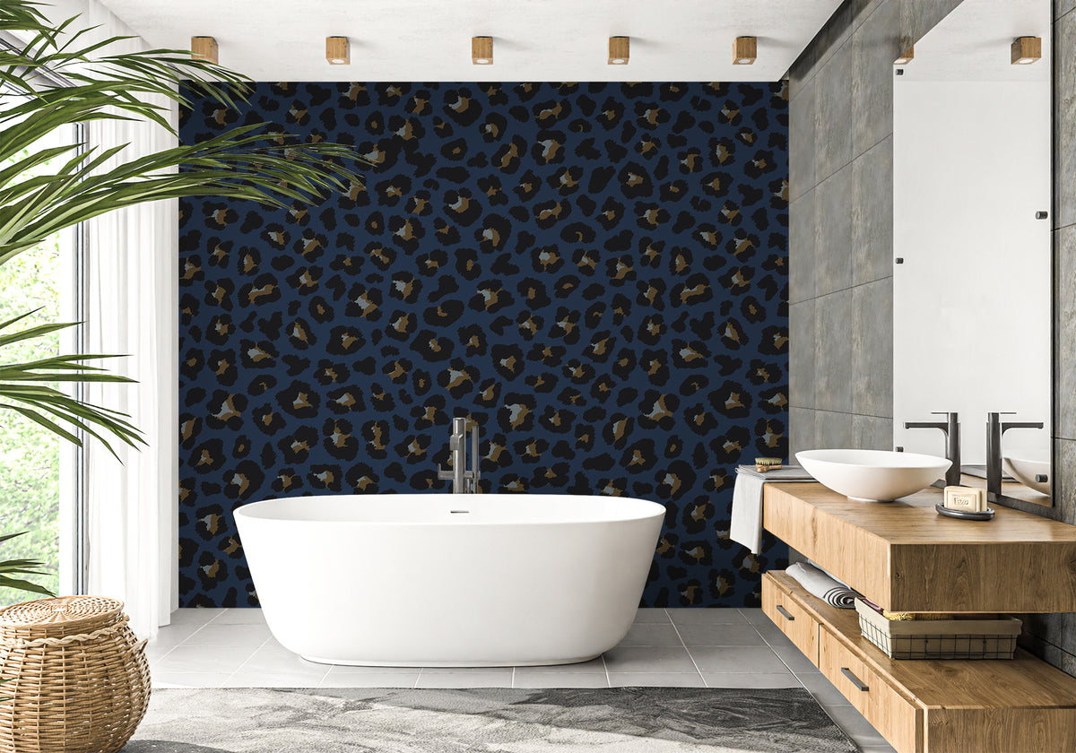 Papel pintado de baño con diseño de leopardo