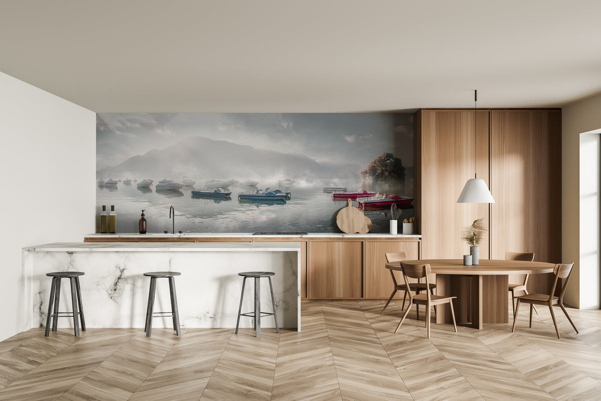 Papel pintado para un restaurante en una mañana fresca en el antiguo lago de Annecy