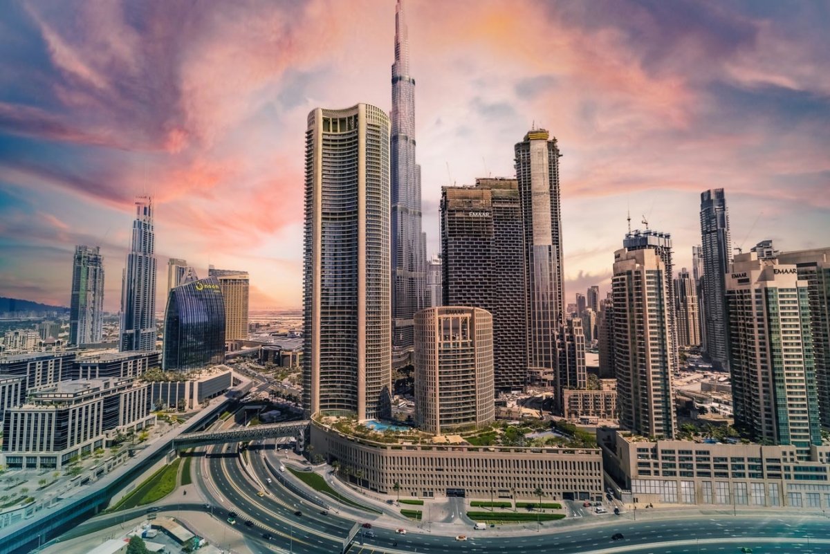 Papier peint panoramique Dubai city sunset - papier peint sur mesure francais - muralconcept